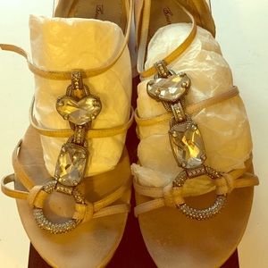 Beverly Feldman used embellished stone shoes sz 8